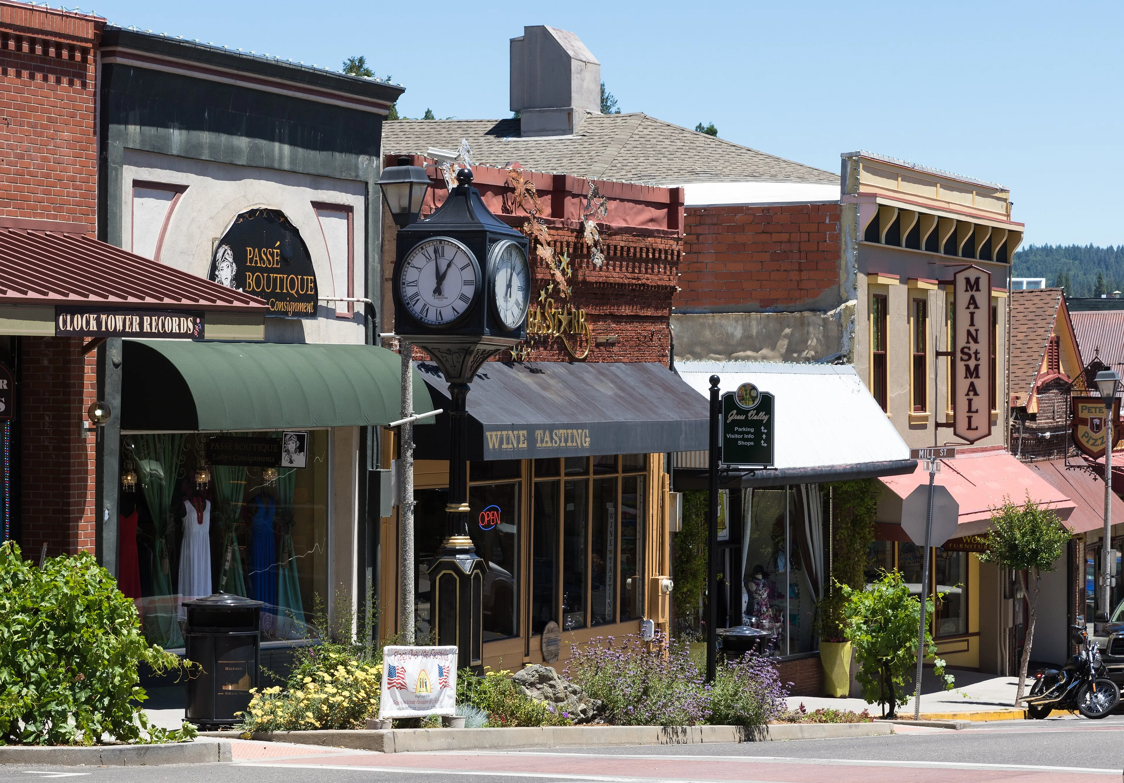 Vibrant Downtowns
